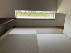 カーテンボックス