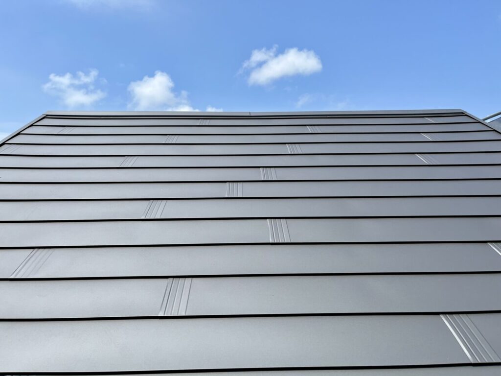 ガルバリウムの屋根
