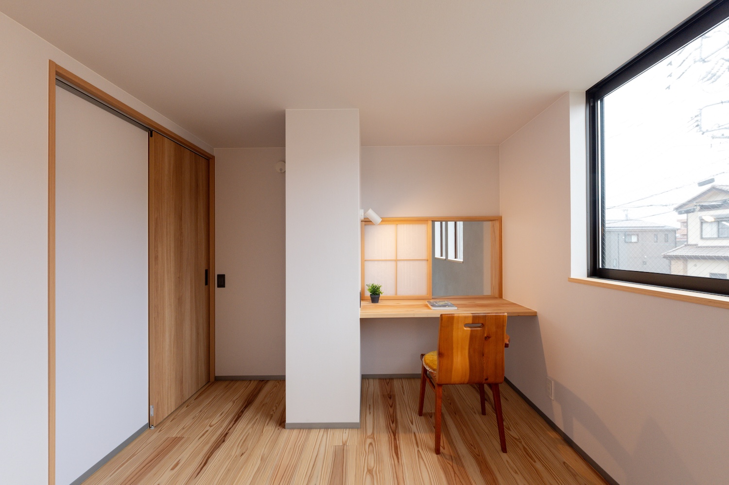 小牧市 注文住宅 寝室 障子 室内窓 開放