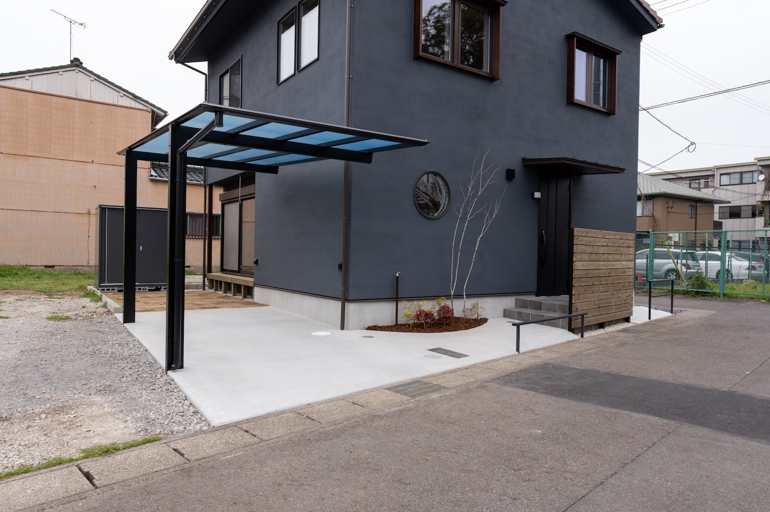 小牧市 注文住宅 外構 カーポート ウッドデッキ 30坪