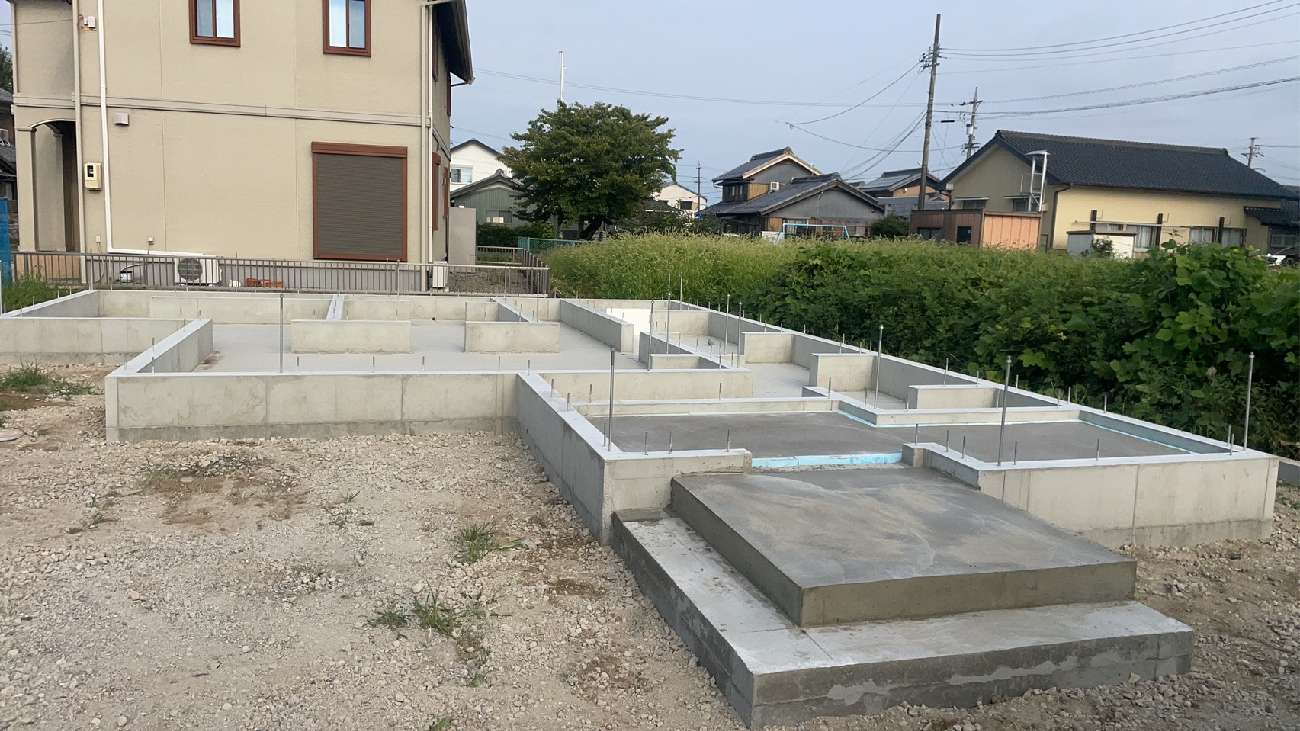 基礎工事