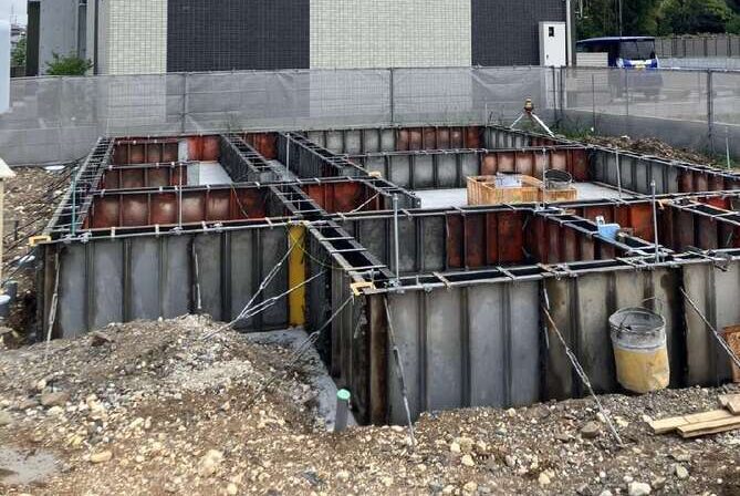 基礎工事